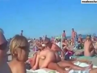 جمهور عري شاطئ مقلاع بالغ فيديو في الصيف 2015