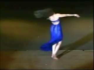 Dina นักเต้นรำ คนอียิปต์ ภาษาอาหรับ 2