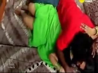 Indiane tamil middle-aged aunty qirje me të saj swain